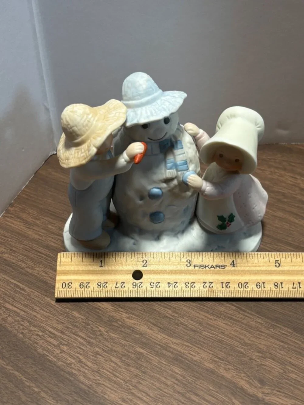 Circle Of Friends Snow Play Figurine Homco Masterpiece VTG 1991 Child Snowman